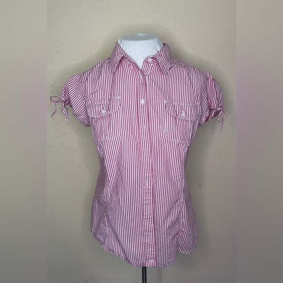 Tommy Hilfiger button down, cap drawstring sleeve shirt - Picture 1 of 4